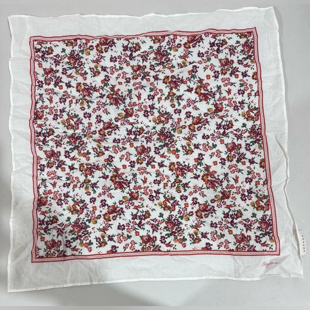 Sezane Floral Face Mask - White and Burgundy
